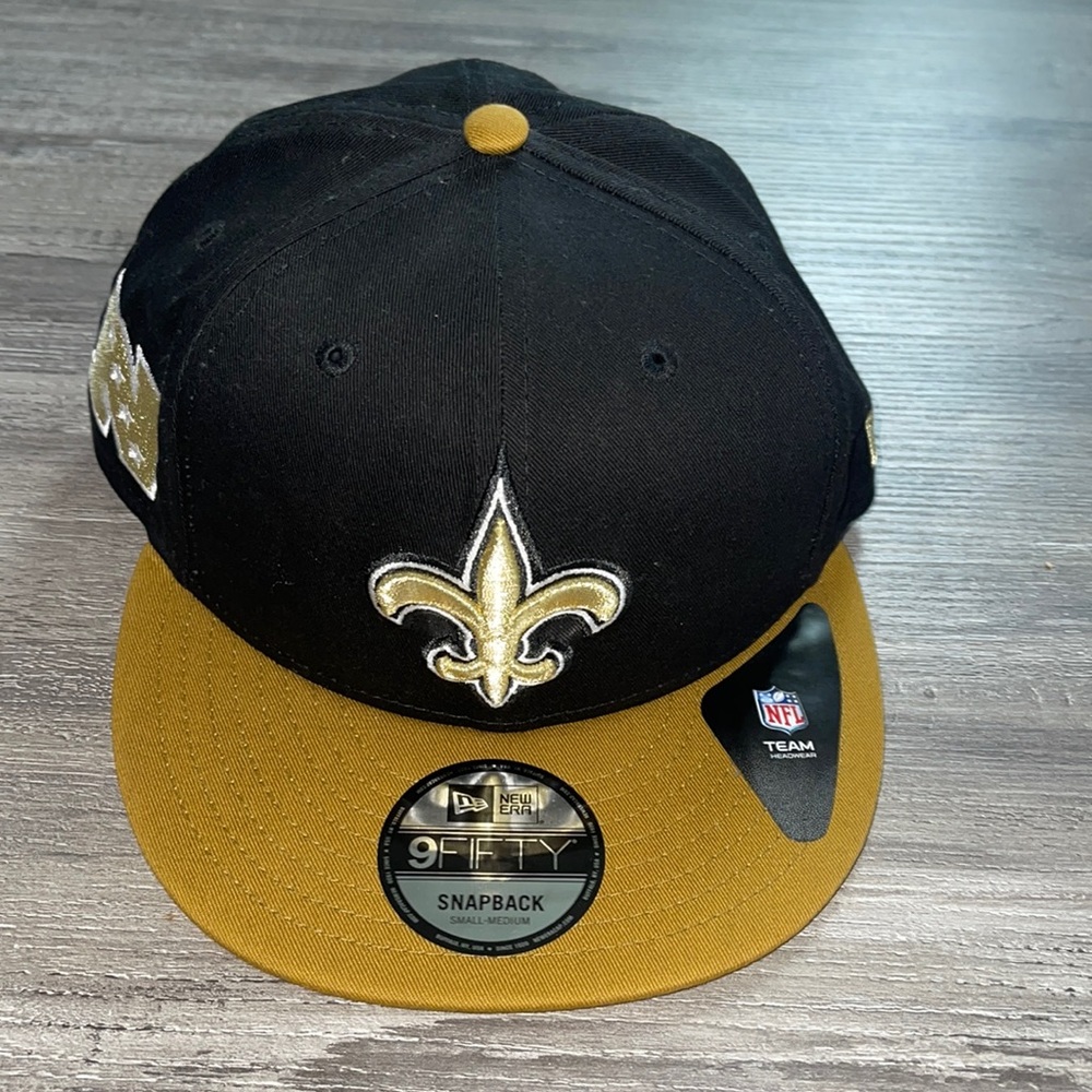 New Orleans Saints snap back